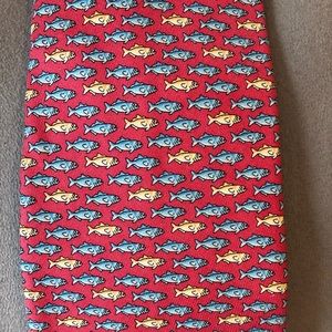 Vineyard Vines Silk Tie! 🐟🐟🐟